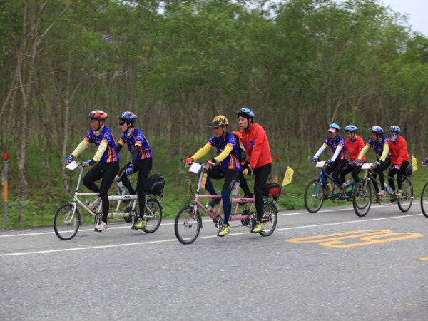 黑暗騎士協奏曲 (標題圖檔)